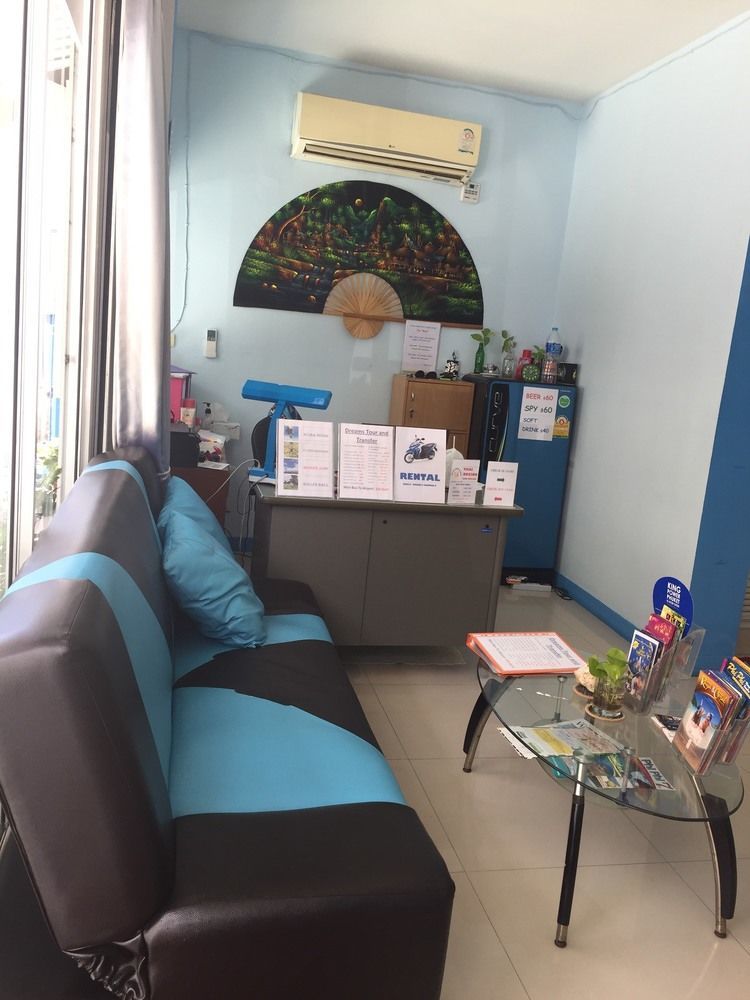 Dreams Guesthouse & Hostel Patong Exteriör bild